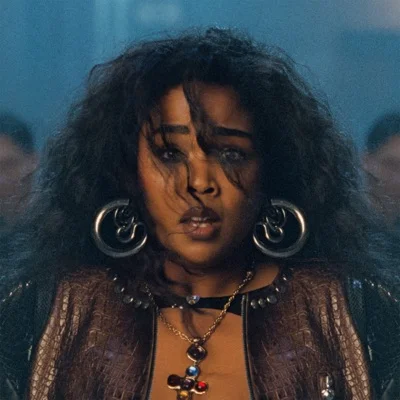 Lizzo - Love in Real Life 앨범 커버