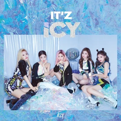 ITZY (있지) - ICY 앨범 커버