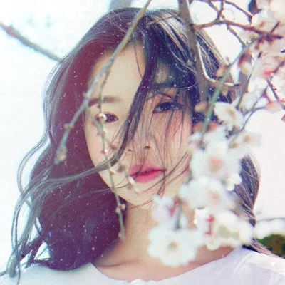 정효빈 - 처음이라서 앨범 커버